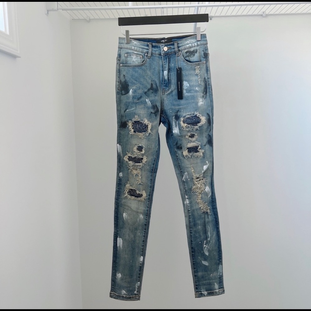 Rare New Authentic Amiri Distroyed Crystal Painted
Stretch Skinny Jeans Size 31